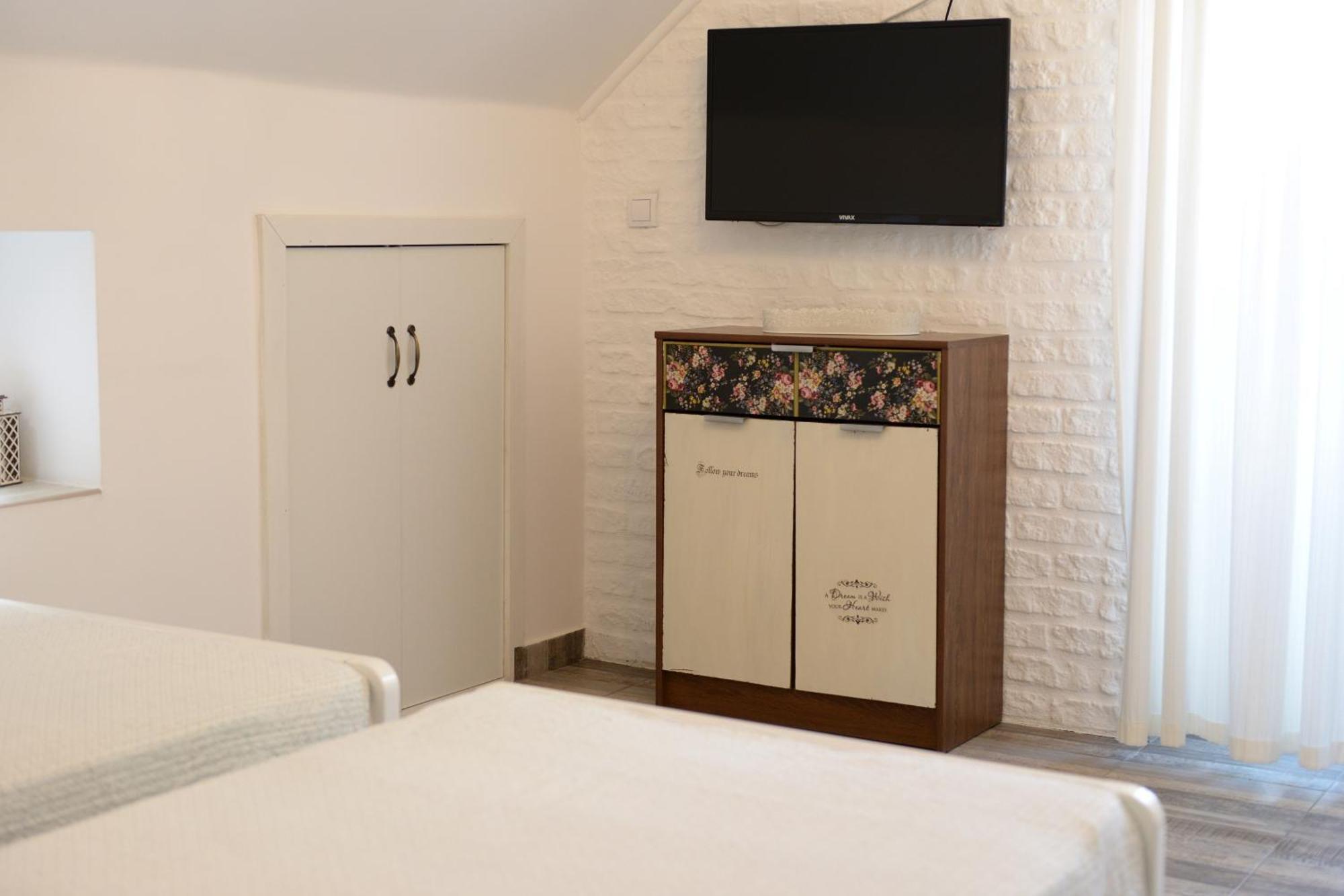 Apartments Idila Бела-Црква Экстерьер фото