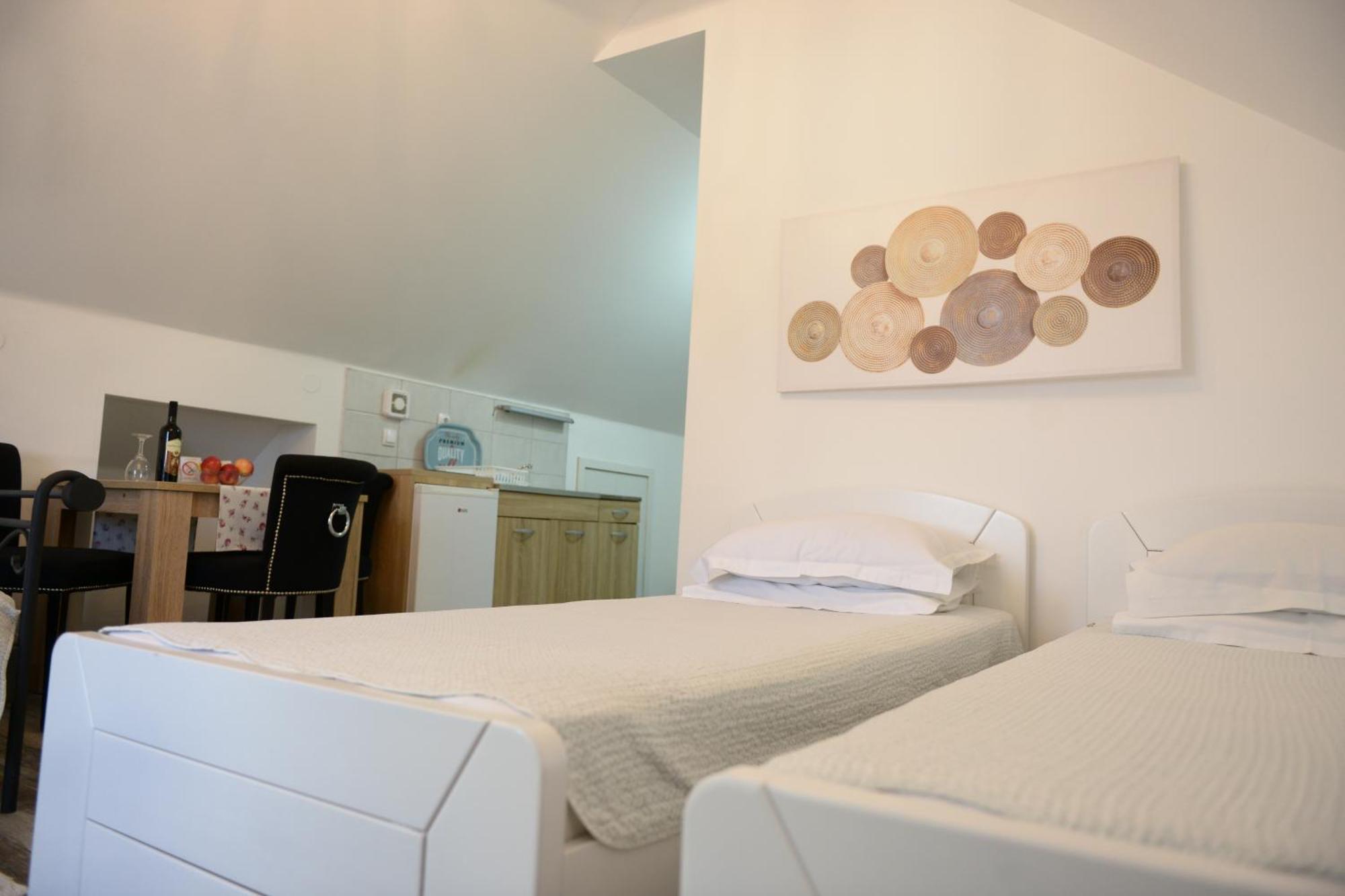 Apartments Idila Бела-Црква Экстерьер фото
